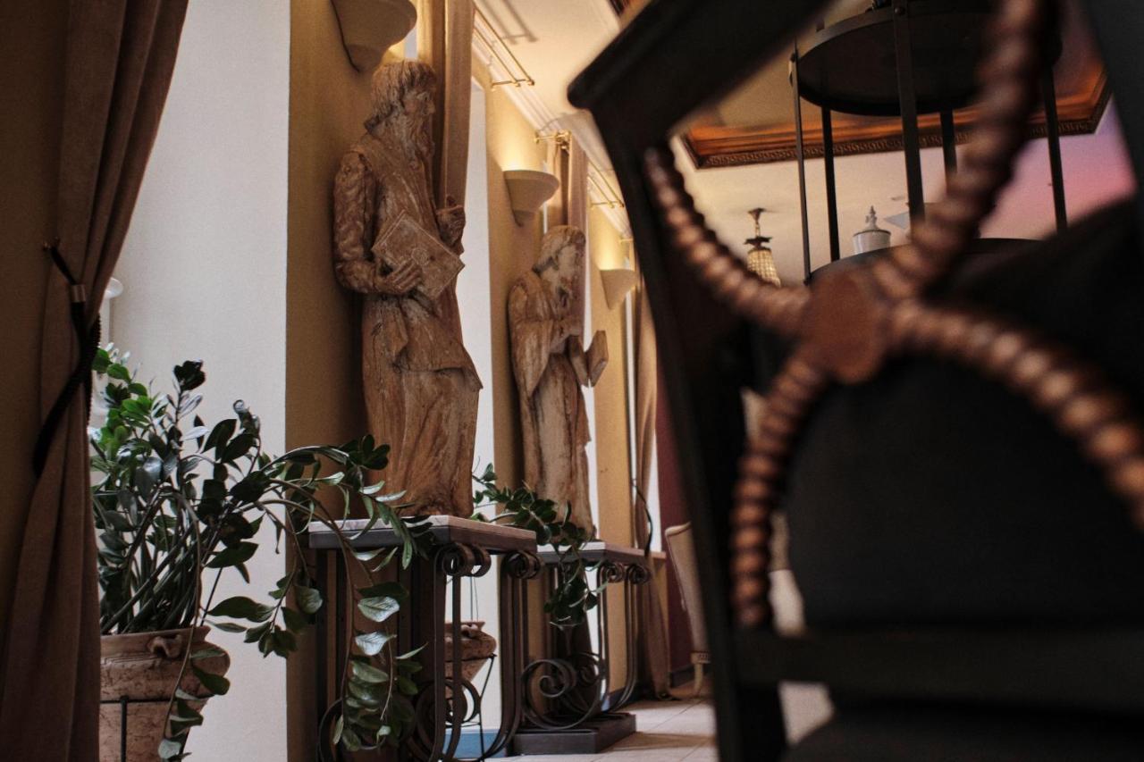 Vozdvyzhensky Boutique Hotel Kyjev Exteriér fotografie