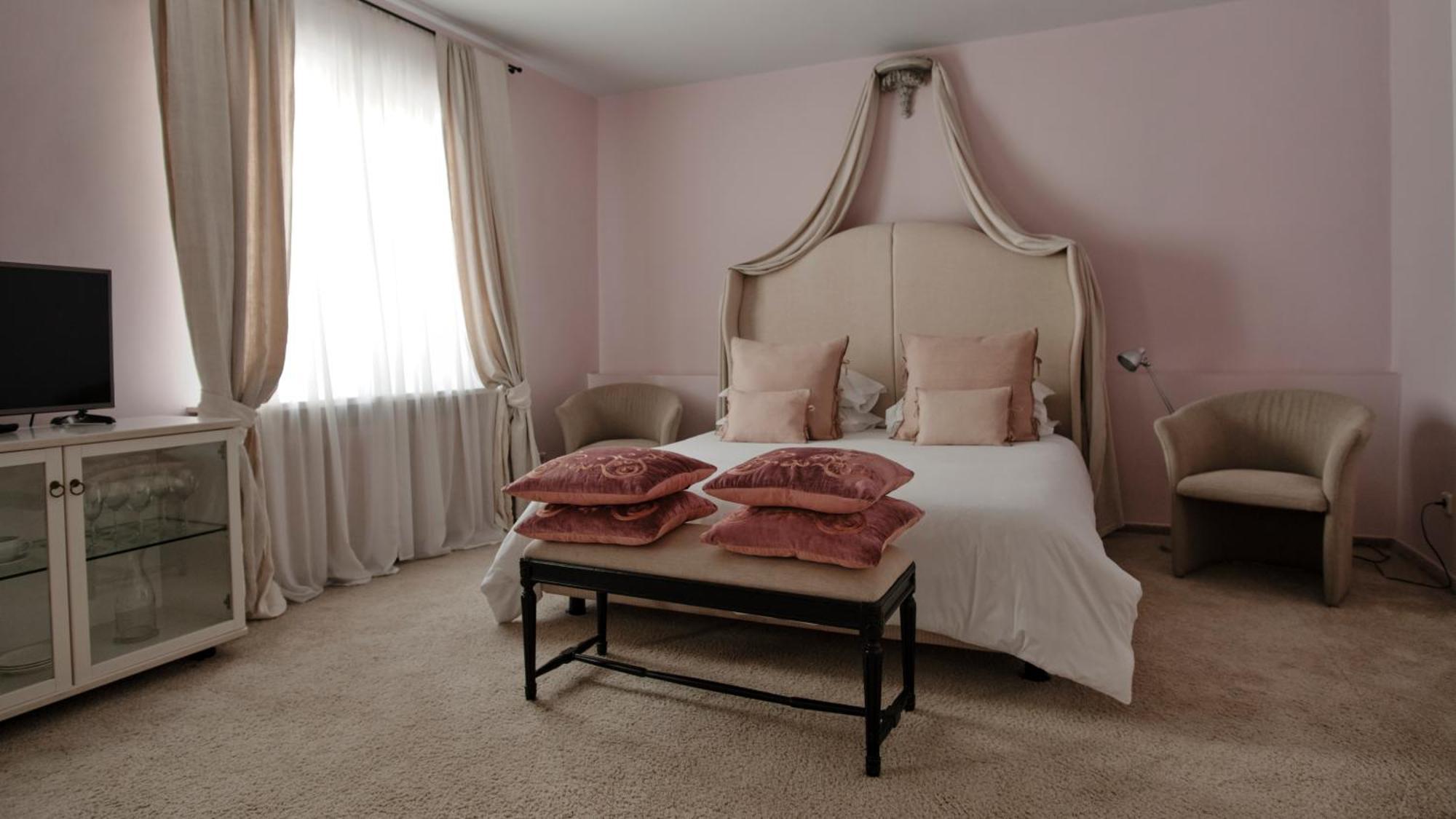 Vozdvyzhensky Boutique Hotel Kyjev Exteriér fotografie